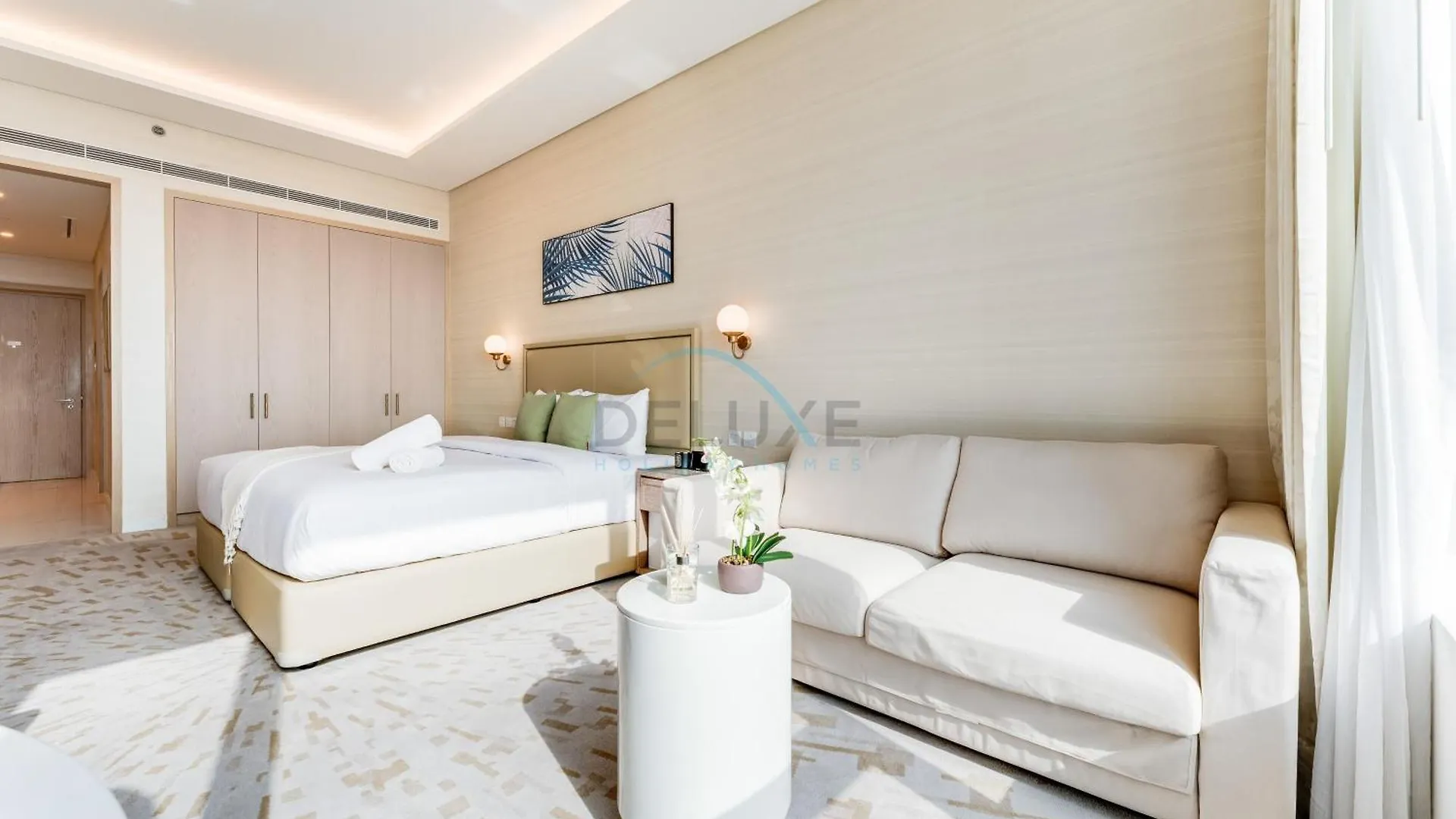 High Apartment Dubai 0*,